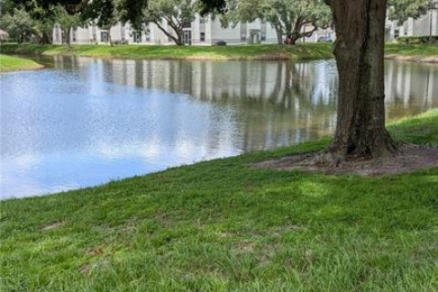 Copropriété à louer à Kissimmee, Floride: 3 chambres, 129.04 m2 № 2429228 - photo 3
