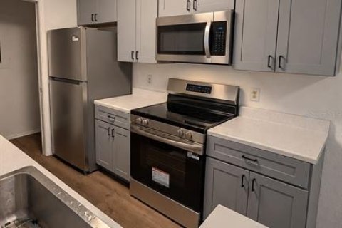 Copropriété à louer à Kissimmee, Floride: 3 chambres, 129.04 m2 № 2429228 - photo 7