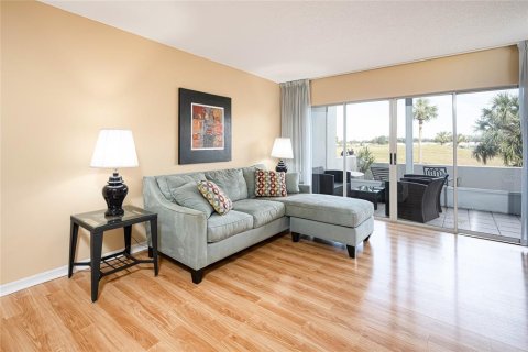 Condo in Venice, Florida, 2 bedrooms  № 1734723 - photo 3