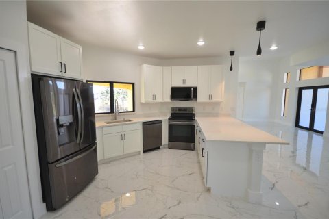 Casa en alquiler en Lehigh Acres, Florida, 3 dormitorios, 172.24 m2 № 1918294 - foto 20