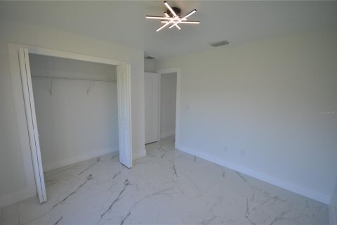Casa en alquiler en Lehigh Acres, Florida, 3 dormitorios, 172.24 m2 № 1918294 - foto 28