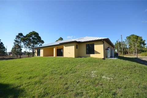 Casa en alquiler en Lehigh Acres, Florida, 3 dormitorios, 172.24 m2 № 1918294 - foto 6