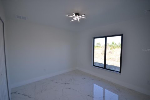 Casa en alquiler en Lehigh Acres, Florida, 3 dormitorios, 172.24 m2 № 1918294 - foto 22