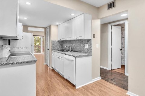 Copropriété à vendre à Fort Lauderdale, Floride: 2 chambres, 98.1 m2 № 2063253 - photo 5