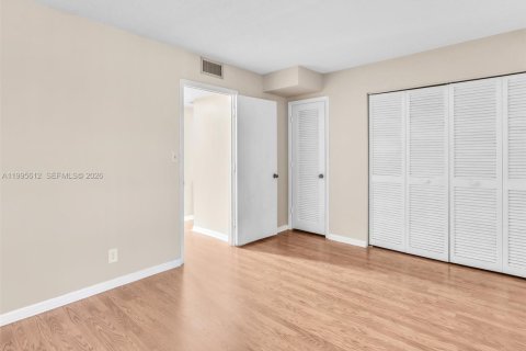 Copropriété à vendre à Fort Lauderdale, Floride: 2 chambres, 98.1 m2 № 2063253 - photo 21