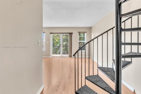 Copropriété à vendre à Fort Lauderdale, Floride: 2 chambres, 98.1 m2 № 2063253 - photo 19
