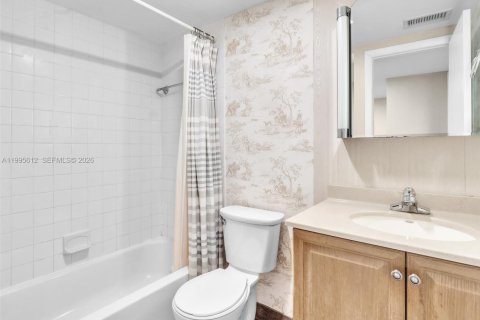 Copropriété à vendre à Fort Lauderdale, Floride: 2 chambres, 98.1 m2 № 2063253 - photo 25