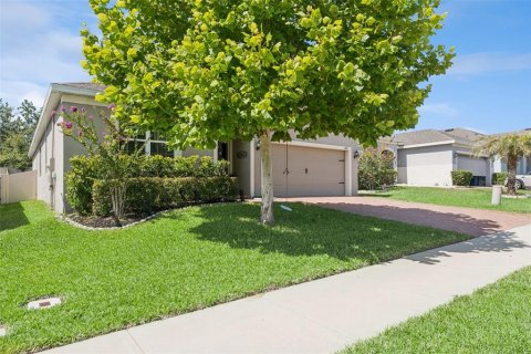 Villa ou maison à vendre à Minneola, Floride: 3 chambres, 196.02 m2 № 2203539 - photo 2