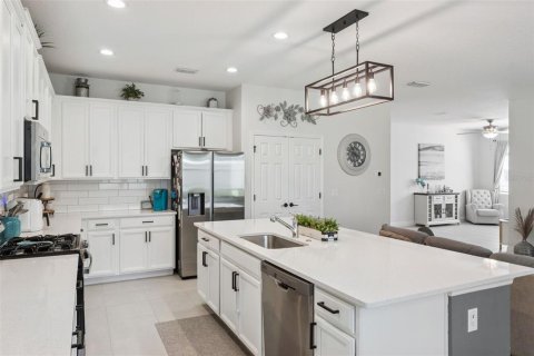 Villa ou maison à vendre à Minneola, Floride: 3 chambres, 196.02 m2 № 2203539 - photo 19