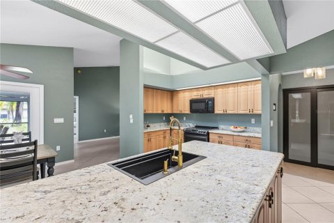 Casa en venta en Punta Gorda, Florida, 4 dormitorios, 220.36 m2 № 1917876 - foto 16