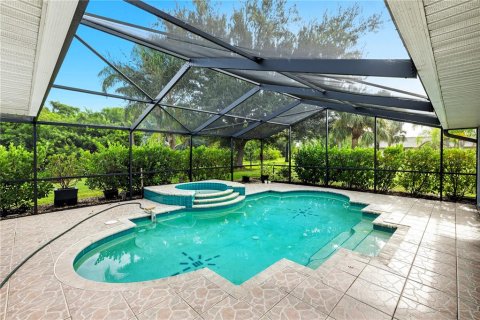 Casa en venta en Punta Gorda, Florida, 4 dormitorios, 220.36 m2 № 1917876 - foto 3