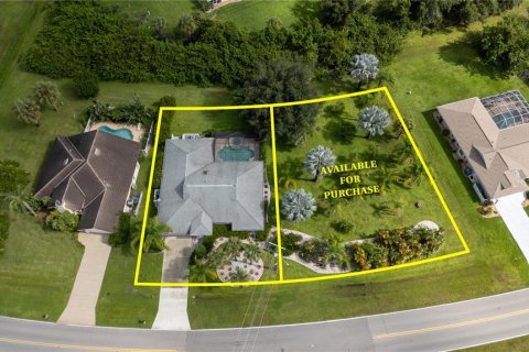 Casa en venta en Punta Gorda, Florida, 4 dormitorios, 220.36 m2 № 1917876 - foto 5