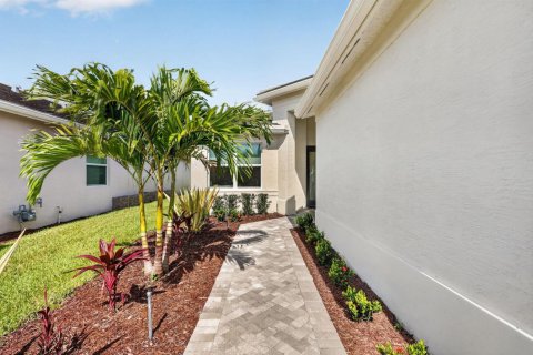 Casa en venta en Port St. Lucie, Florida, 3 dormitorios, 200.2 m2 № 2245964 - foto 6