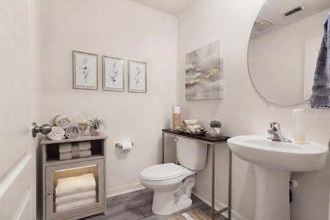 Townhouse in Tavares, Florida 3 bedrooms, 160.81 sq.m. № 2221787 - photo 4