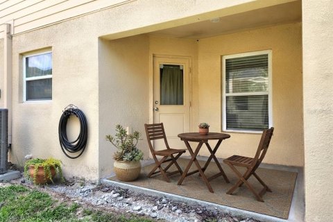 Townhouse in Tavares, Florida 3 bedrooms, 160.81 sq.m. № 2221787 - photo 20