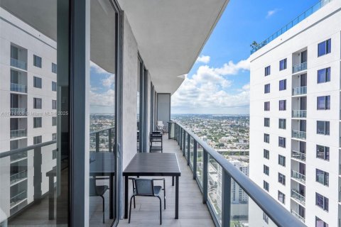 Condominio en venta en Miami, Florida, 3 dormitorios, 136.57 m2 № 1714594 - foto 22