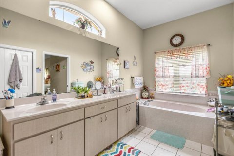 House in Beverly Hills, Florida 4 bedrooms, 256.22 sq.m. № 1827341 - photo 14