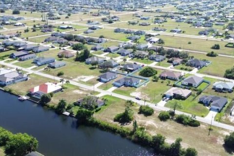 Casa en venta en Cape Coral, Florida, 4 dormitorios, 154.03 m2 № 2260446 - foto 29