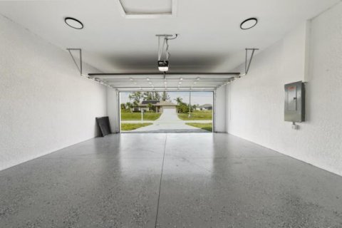 Casa en venta en Cape Coral, Florida, 4 dormitorios, 154.03 m2 № 2260446 - foto 28