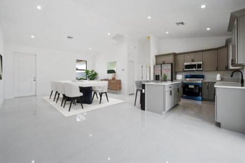 Casa en venta en Cape Coral, Florida, 4 dormitorios, 154.03 m2 № 2260446 - foto 26