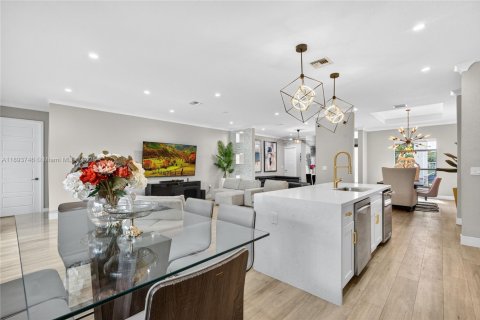 Casa en venta en Cutler Bay, Florida, 4 dormitorios, 237.46 m2 № 2017358 - foto 20