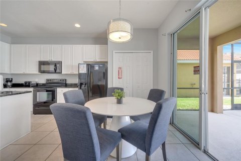 House in Kissimmee, Florida 6 bedrooms, 267 sq.m. № 1413121 - photo 10