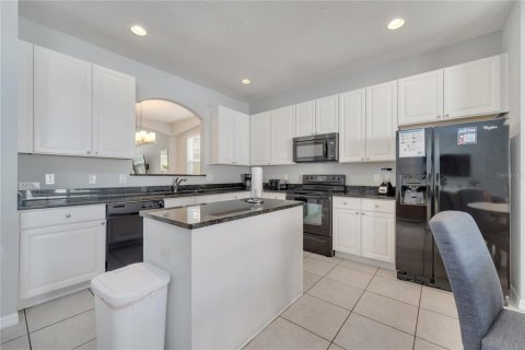 House in Kissimmee, Florida 6 bedrooms, 267 sq.m. № 1413121 - photo 18