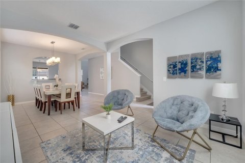 House in Kissimmee, Florida 6 bedrooms, 267 sq.m. № 1413121 - photo 5
