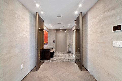 Condo in Fort Lauderdale, Florida, 3 bedrooms  № 2158304 - photo 2