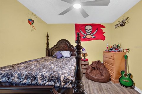 Villa ou maison à vendre à Tampa, Floride: 3 chambres, 179.58 m2 № 2354875 - photo 28