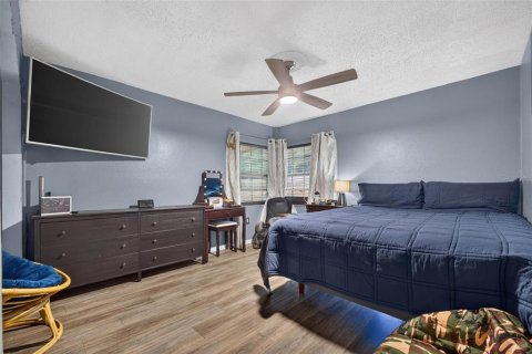 Villa ou maison à vendre à Tampa, Floride: 3 chambres, 179.58 m2 № 2354875 - photo 22