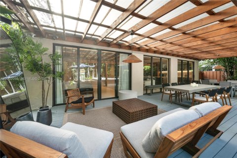 Villa ou maison à vendre à Miami Beach, Floride: 3 chambres, 168.62 m2 № 2067807 - photo 28