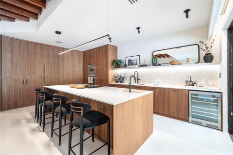 Villa ou maison à vendre à Miami Beach, Floride: 3 chambres, 168.62 m2 № 2067807 - photo 6