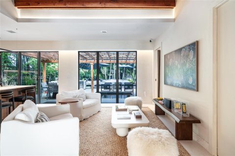 Villa ou maison à vendre à Miami Beach, Floride: 3 chambres, 168.62 m2 № 2067807 - photo 4
