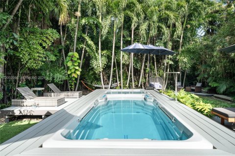 Villa ou maison à vendre à Miami Beach, Floride: 3 chambres, 168.62 m2 № 2067807 - photo 30