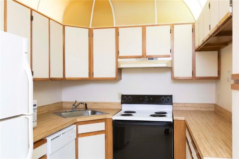 Купить кондоминиум в Гудзон, Флорида 6 комнат, 96.15м2, № 1530407 - фото 11