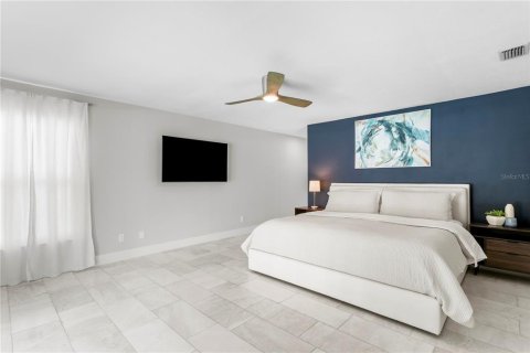 Villa ou maison à vendre à Saint Petersburg, Floride: 4 chambres, 264.49 m2 № 2389190 - photo 22