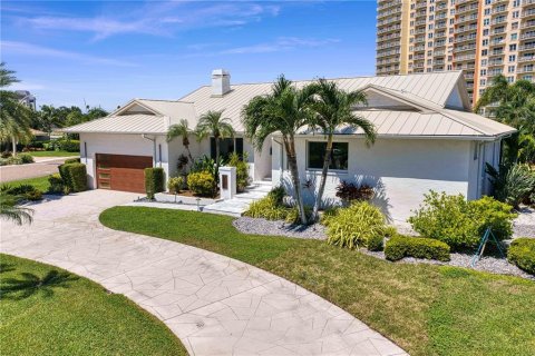 Villa ou maison à vendre à Saint Petersburg, Floride: 4 chambres, 264.49 m2 № 2389190 - photo 2