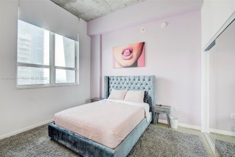 Снять в аренду кондоминиум в Майами, Флорида 2 спальни, 98.1м2, № 1956747 - фото 10