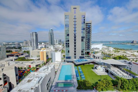 Снять в аренду кондоминиум в Майами, Флорида 2 спальни, 98.1м2, № 1956747 - фото 23