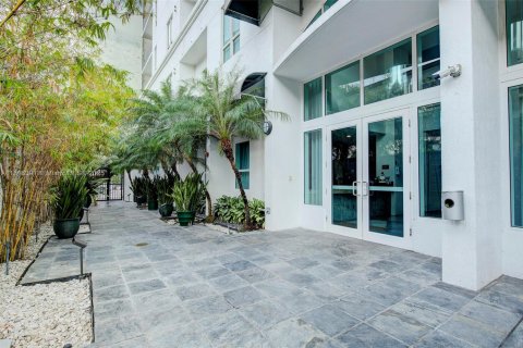 Снять в аренду кондоминиум в Майами, Флорида 2 спальни, 98.1м2, № 1956747 - фото 14