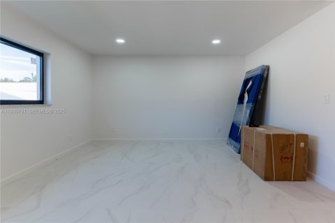 Villa ou maison à vendre à Fort Lauderdale, Floride: 3 chambres, 215.81 m2 № 1988940 - photo 24