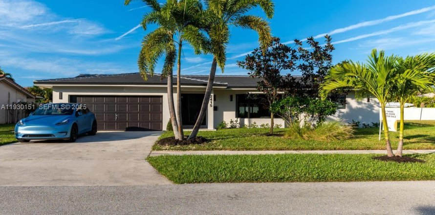Villa ou maison à Fort Lauderdale, Floride 3 chambres, 215.81 m2 № 1988940