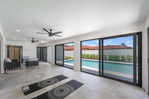 Villa ou maison à vendre à Fort Lauderdale, Floride: 3 chambres, 215.81 m2 № 1988940 - photo 5