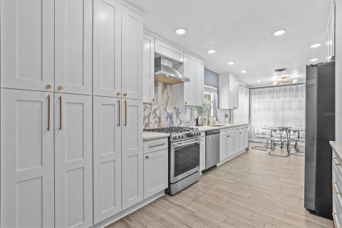 Villa ou maison à vendre à Dunedin, Floride: 6 chambres, 310.2 m2 № 2132787 - photo 24