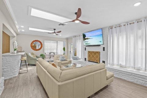 Villa ou maison à vendre à Dunedin, Floride: 6 chambres, 310.2 m2 № 2132787 - photo 11