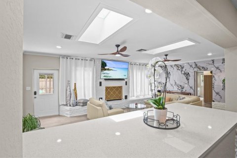 Villa ou maison à vendre à Dunedin, Floride: 6 chambres, 310.2 m2 № 2132787 - photo 18