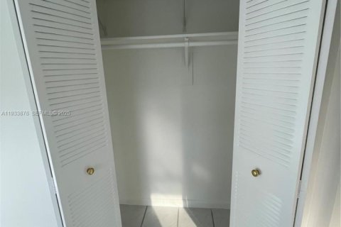 Copropriété à louer à Delray Beach, Floride: 2 chambres, 85.47 m2 № 1992889 - photo 28