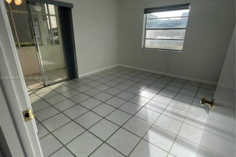 Copropriété à louer à Delray Beach, Floride: 2 chambres, 85.47 m2 № 1992889 - photo 27