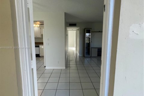 Copropriété à louer à Delray Beach, Floride: 2 chambres, 85.47 m2 № 1992889 - photo 1